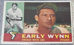 lot 104 image: 1960 Topps Baseball Card #1 - Early Wynn Chicago White Sox
