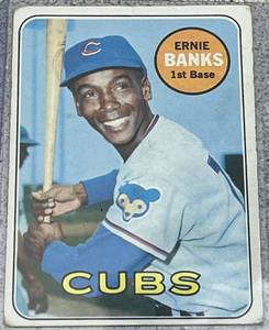 lot 113 image: 1969 Topps Baseball Card #20 - Ernie Banks Chicago Cubs