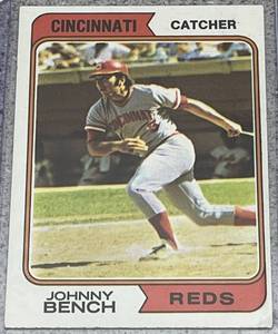 lot 122 image: 1974 Topps Baseball Card #10 - Johnny Bench Cincinnati Reds