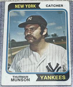 lot 124 image: 1974 Topps Baseball Card #340 - Thurman Munson New York Yankees