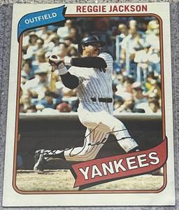 lot 146 image: 1980 Topps Baseball Card #600 - Reggie Jackson New York Yankees