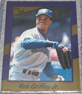 lot 180 image: 1989 Unlicensed Baseball Card #11 - Ken Griffey Jr. The Kid