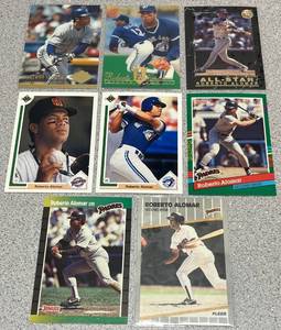 lot 208 image: Roberto Alomar Baseball Cards - Lot of 8