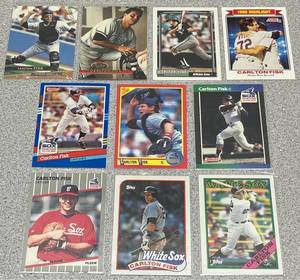 lot 221 image: Carlton Fisk Baseball Cards - Lot of 10