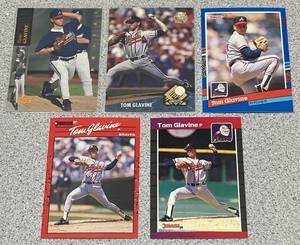 lot 222 image: Tom Glavine Baseball Cards - Lot of 5