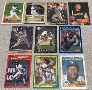 lot 243 image: Gary Sheffield Baseball Cards - Lot of 10 (1989 Topps Rookie)