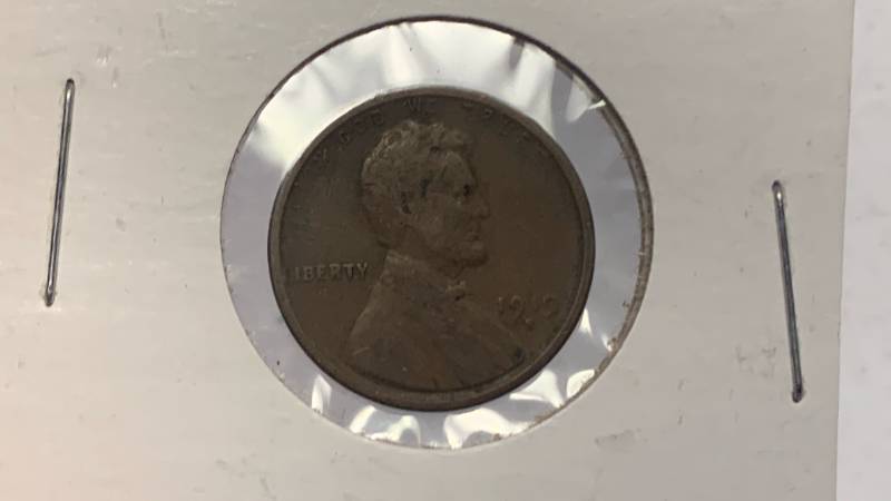 lot 19 image: 1919-S Lincoln Wheat Penny Coin RC50