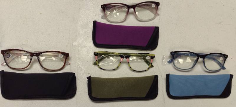 lot 405 image: Reading Glasses Blue Light Blocking Collection with Cases