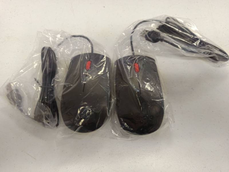 lot 26 image: Lot of 2 Computer Mice with Cords Black ITR80