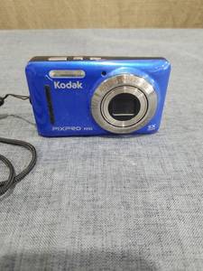 lot 705 image: Kodak PIXPRO FZ53 Digital Camera 5X Optical Zoom No Charger
