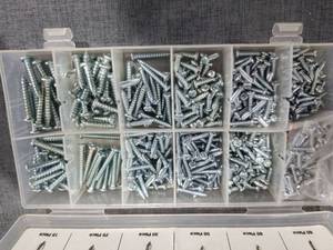 lot 716 image: Fasteners Sheet Metal Assortment Wood Screws