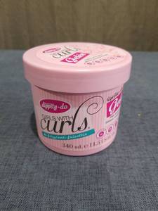 lot 753 image: Dippity-do  Girls With Curls  Gel�e  11.5 fl.oz