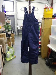 lot 1808 image: Childrens Navy Snow Bib Overalls Size 5T