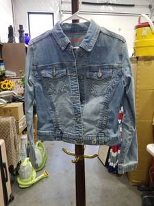 lot 1816 image: d.jeans Womens Denim Jacket Size Medium