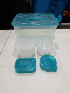 lot 1864 image: Food Storage Container Set Turquoise Lid with Multiple Containers