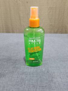 lot 1877 image: Garnier Fructis Style Sleek & Shine Flat Iron Perfector Flexible Hold Straightening Mist -Sulfate-Free, Paraben-Free, With Argan Oil