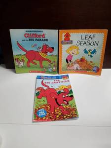 lot 2577 image: Clifford Childrens Book Lot 3 Titles Norman Bridwell Scholastic
