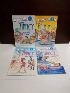 lot 2585 image: Fancy Nancy I Can Read Level 1 Books Set of 4