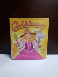 lot 2594 image: Goldilicious by Victoria Kann Childrens Picture Book