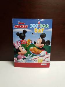 lot 2599 image: Disney Junior Mickey A Hot-Dog Day Childrens Book Bendon