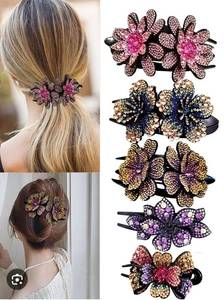 lot 5231 image: 5 Pcs Double Flower Decorative Rhinestone Hair Clips&nbsp