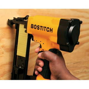 lot 3624 image: Bostitch Pneumatic 16 Ga. Construction Stapler Kit - Retail $249
