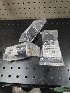 lot 8710 image: (8) Southwire 59840000 15A 125V Straight Blade Electrical Plugs - Retail $116