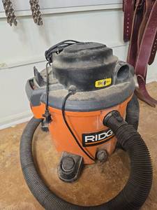 lot 8772 image: RIDGID 12.45 Gallon Wet Dry Vacuum - Model WD12701
