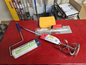 lot 8780 image: Set Of Paint And Finishing Tools&nbsp
