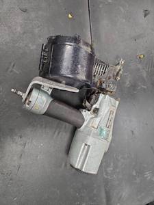 lot 8792 image: Metabo HPT Coil Roofing Nailer Air Tool