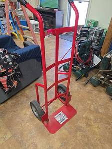 lot 8809 image: Milwaukee Flat-Free Tires Hand Truck - Model 70121&nbsp