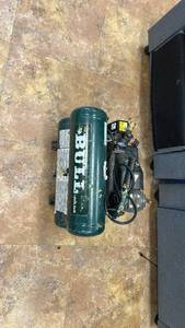 lot 8191 image: Portable Air Compressor with Tank and Motor Assembly - Model FC2002&nbsp
