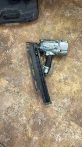 lot 8195 image: Metabo HPT Nailer Air Tool&nbsp