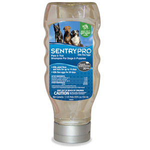 lot 6323 image: Sentry PRO Flea & Tick Shampoo for Dogs  18 Ounce
