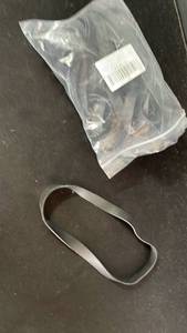 lot 10416 image: Heavy Duty Rubber Bands 2in x 18in Black
