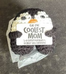 lot 12301 image: Penguin Plush Toy For The Coolest Mom