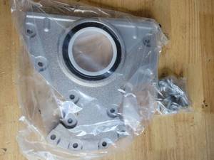 lot 19194 image: LS Rear Main Seal Cover and Gasket with Bolts 12639250 12633579 635-518