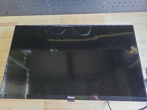 lot 19232 image: Roku Select Series 24R2D5 24 inch LCD TV (Damaged Screen, Parts Only)