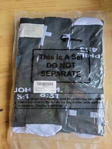lot 20114 image: Cutecrop 6 Pairs Grip Soccer Socks Youth Men Black