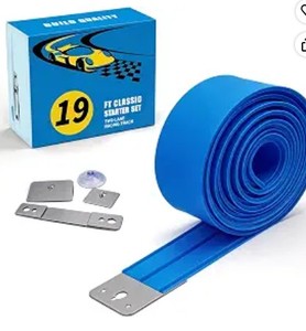lot 17564 image: 19ft Classic Two-Lane Racing Track Starter Set