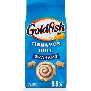 lot 6120 image: Goldfish Grahams Cinnamon Roll Crackers - 6.6oz