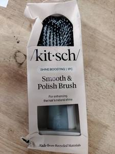 lot 14347 image: Kitsch Smooth & Polish Brush Hair Styling Brush 1pc