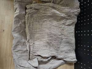 lot 19308 image: Bedsure Waffle-Texture Comforter and 2 Pillow Shams 100% Cotton Taupe (King Size)