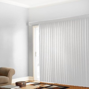 lot 3432 image: Curtain Blinds
