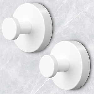 lot 6166 image: Suction Cup Towel Hooks 2 Pack Blue White H4CQWOO4-BW2