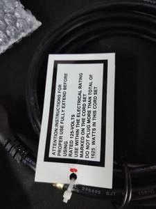 lot 18440 image: A 10ft 125-Volt Electrical Cord Set 1622 Watts