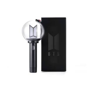 lot 2499 image: KPOP HEAVEN BTS Official LIGHTSTICK VER.4  7 Official Photocards & 3 Extra Photocards Set