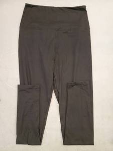 lot 17512 image: Womens Back Leggings 92% Polyester 8% Spandex S-M - Retail $18