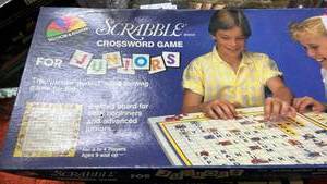 lot 40449 image: Scrabble Junior & Tournament Chess Set Board Game Lot