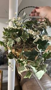 lot 40468 image: Wicker Basket with Artificial Ivy and White Flowers